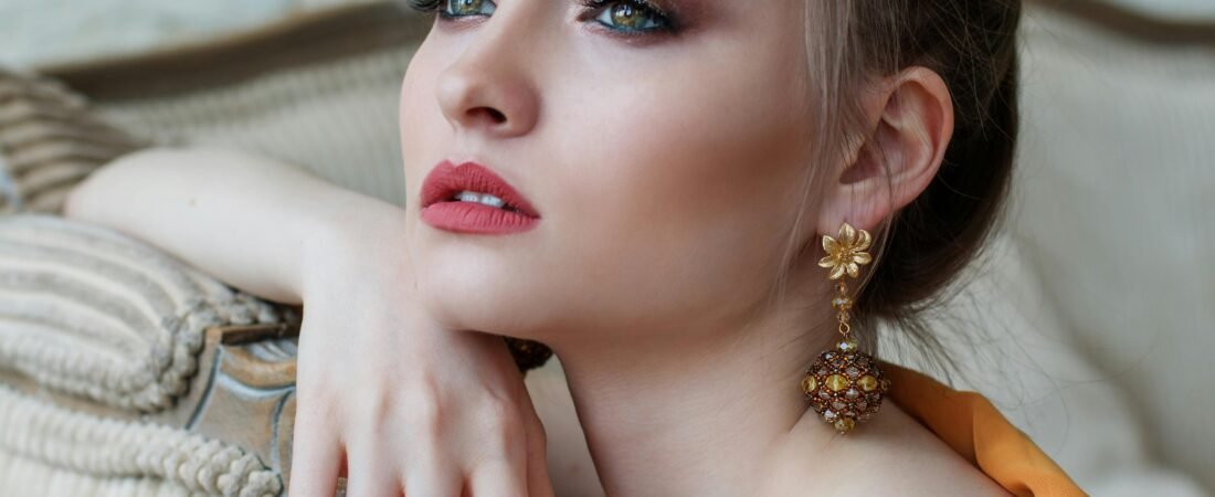 El camino hacia la maestría en el maquillaje profesional